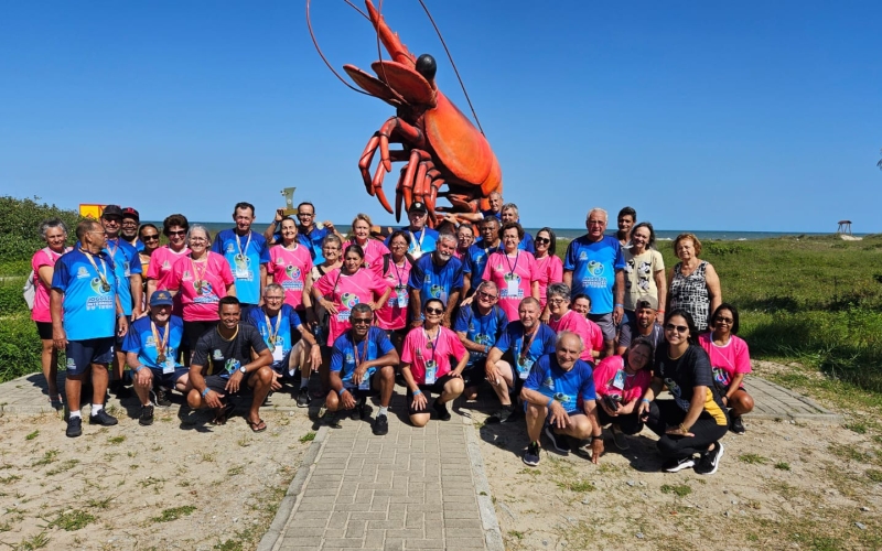 GRUPO DE IDOSOS VISITAM PONTAL DO PARANÁ COM O APOIO DO PROGRAMA PARANÁ + VIAGEM E PREFEITURA MUNICIPAL