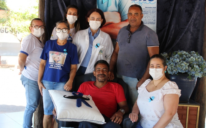 Secretaria Municipal de Saúde realiza ações da campanha Novembro Azul alertando sobre o câncer de próstata.