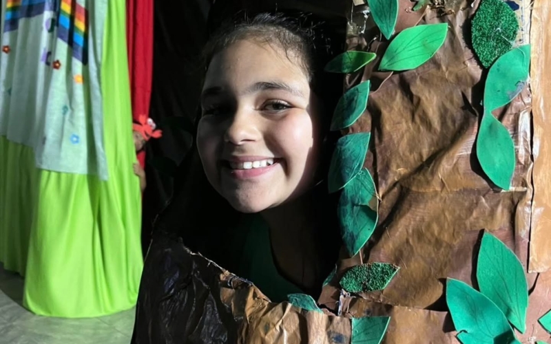 Alunos da Escola Municipal Monteiro Lobato. Brilham no Projeto Literário